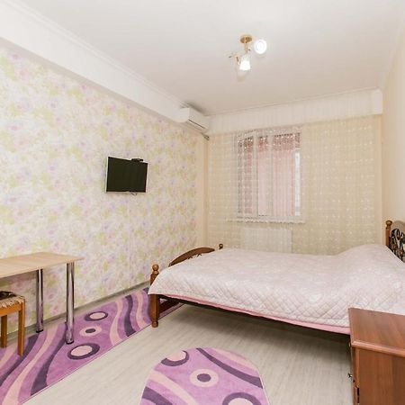 Apartament Spatios In Complex Residential Chisinau Exterior foto