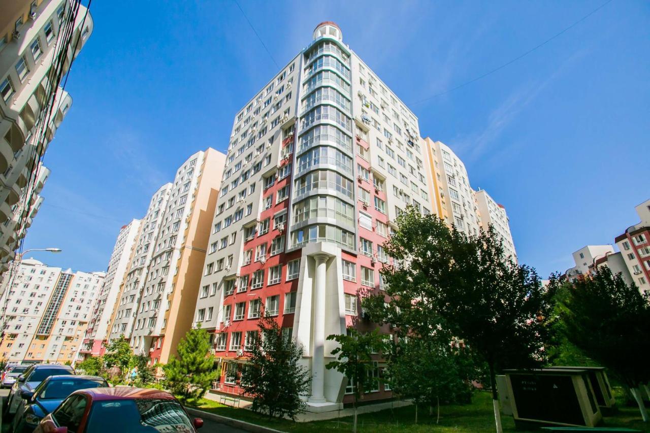 Apartament Spatios In Complex Residential Chisinau Exterior foto